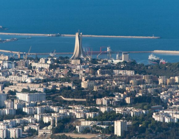 Alger la Perle Blanche de la Méditerranée